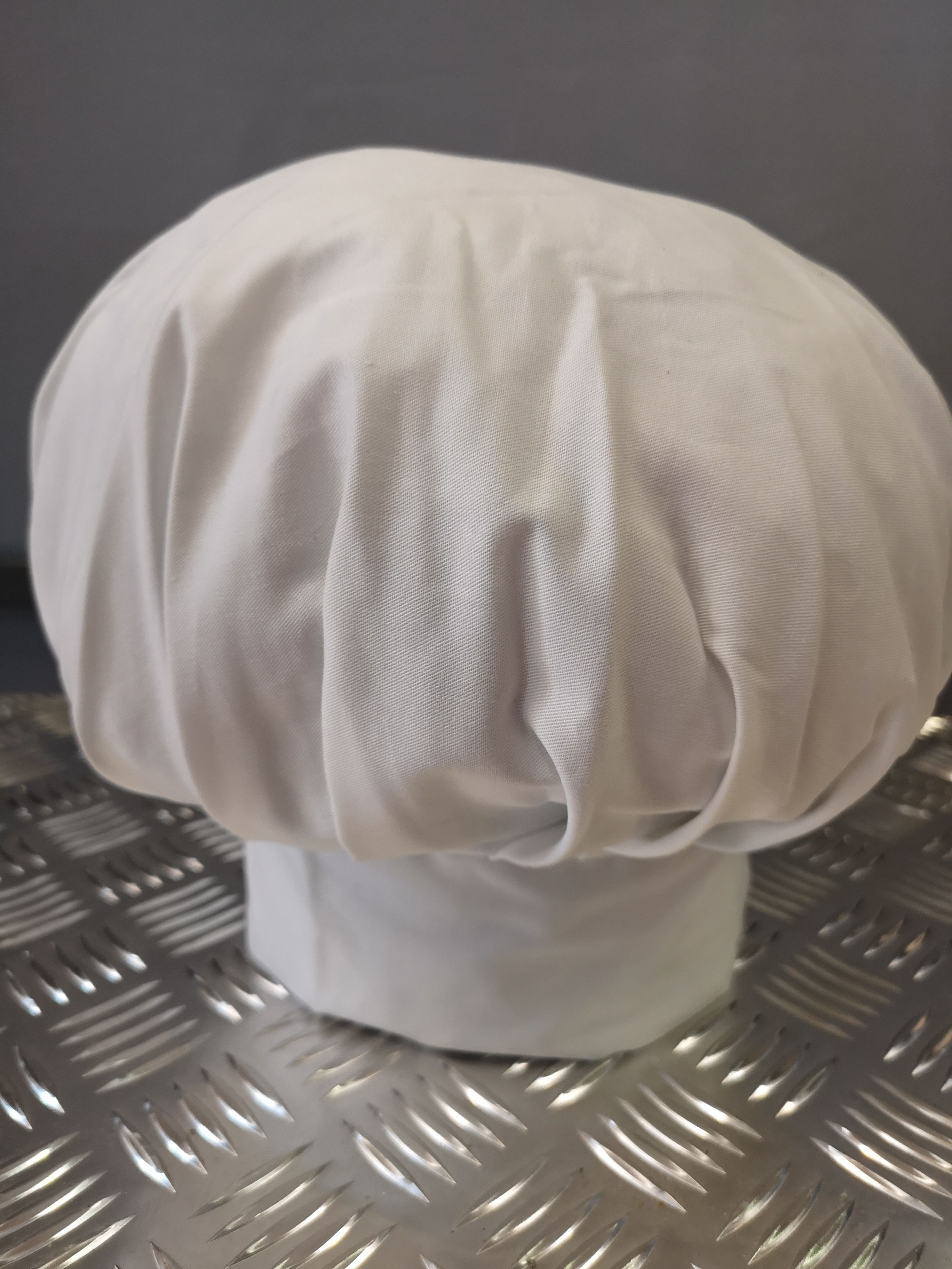 CAPPELLO CUOCO BIANCO