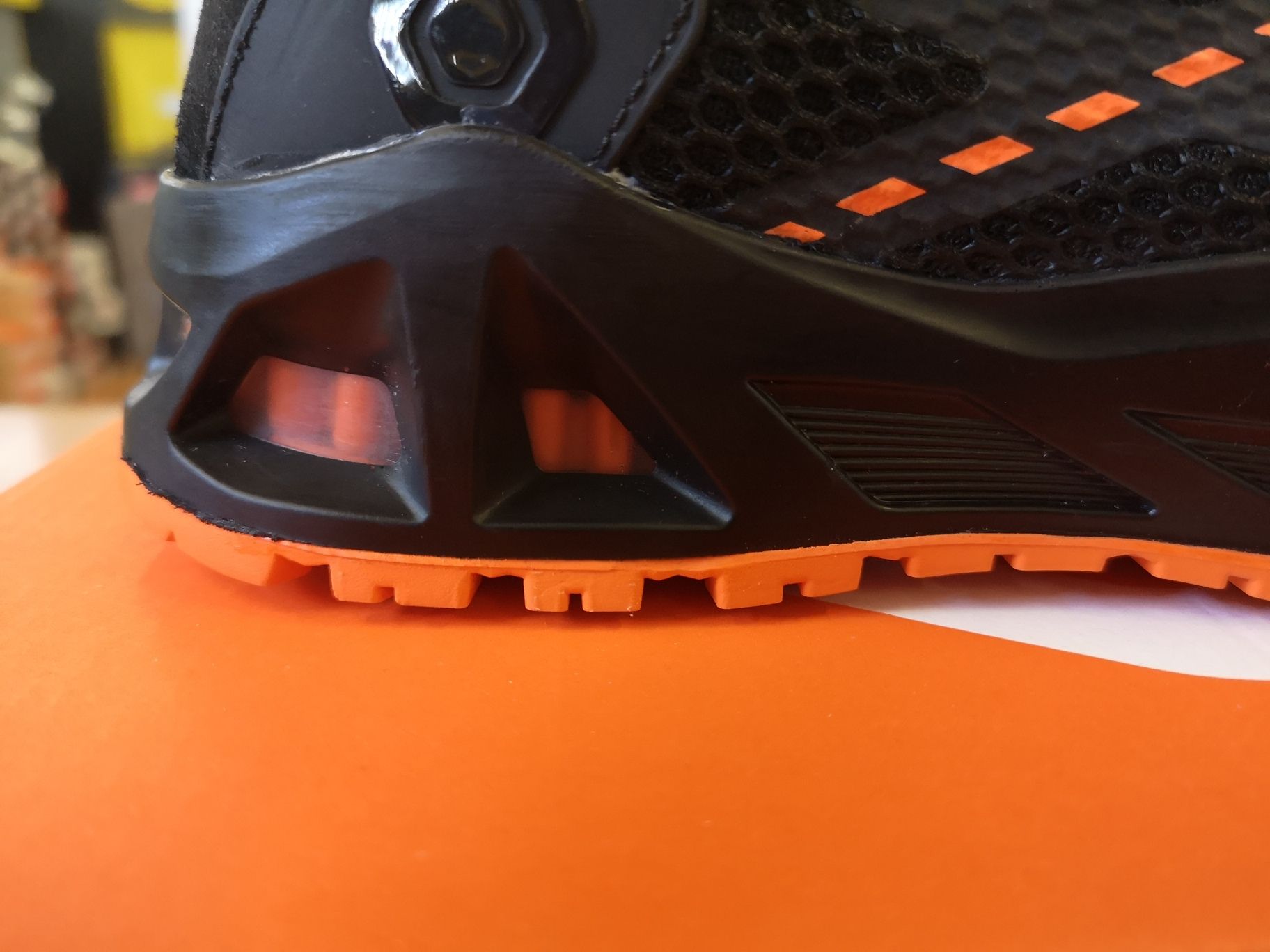 KAPTIVE K STEP BASE PRO S1P HRO
