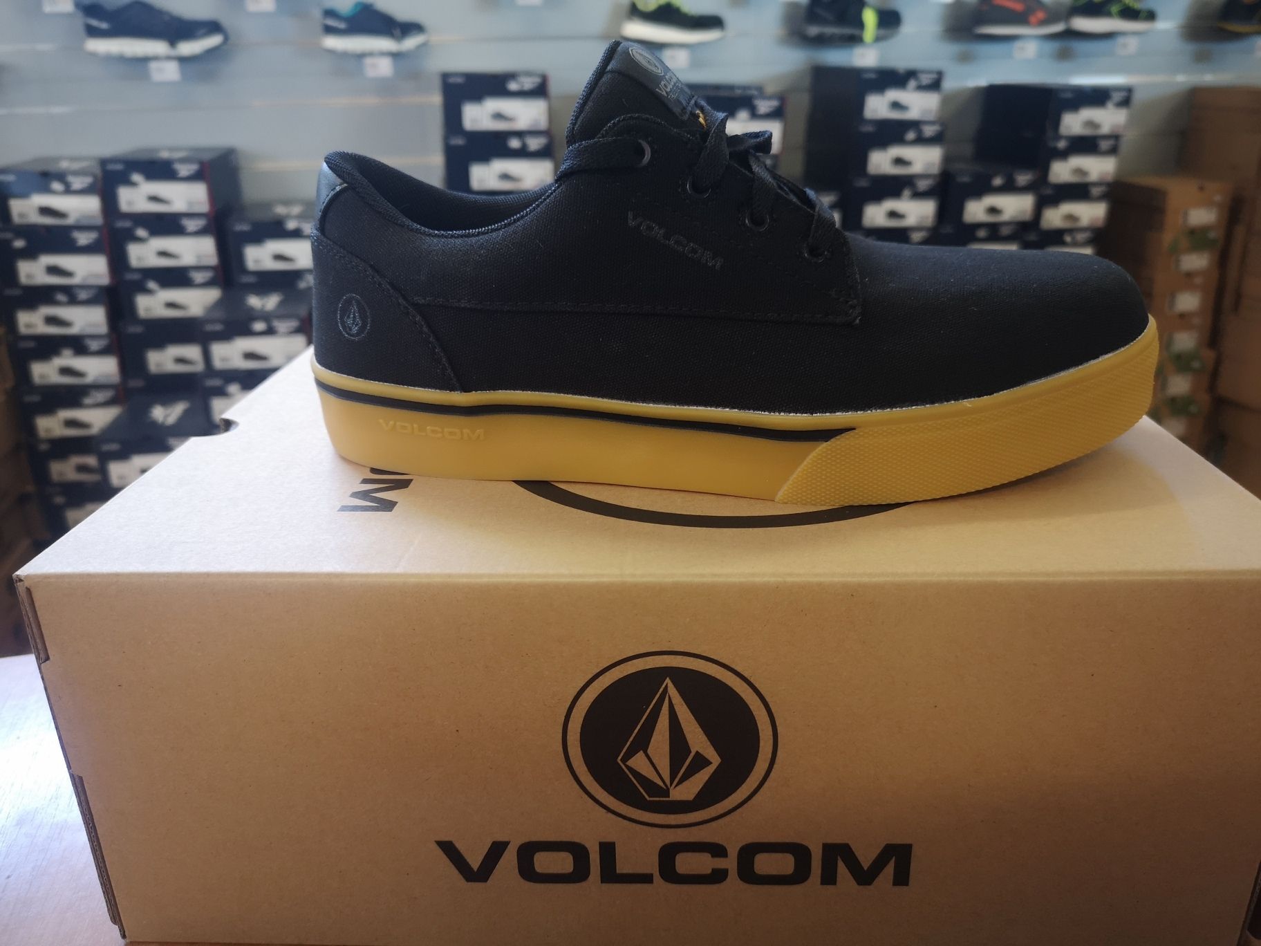 VOLCOM S1P SCARPA CE ANTINFORTUNI