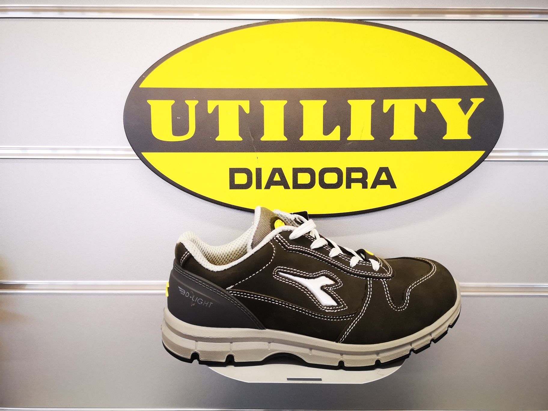 DIADORA UTLITY RUN LOW S3 SRC ESD